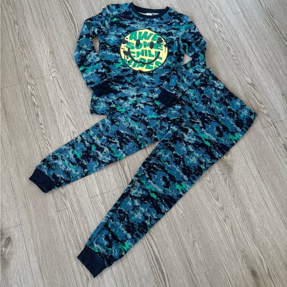 Camouflage and Blue Graphic Jogger Set - Picture 2 of 5